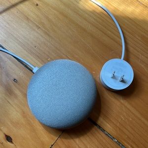 Google Home Mini